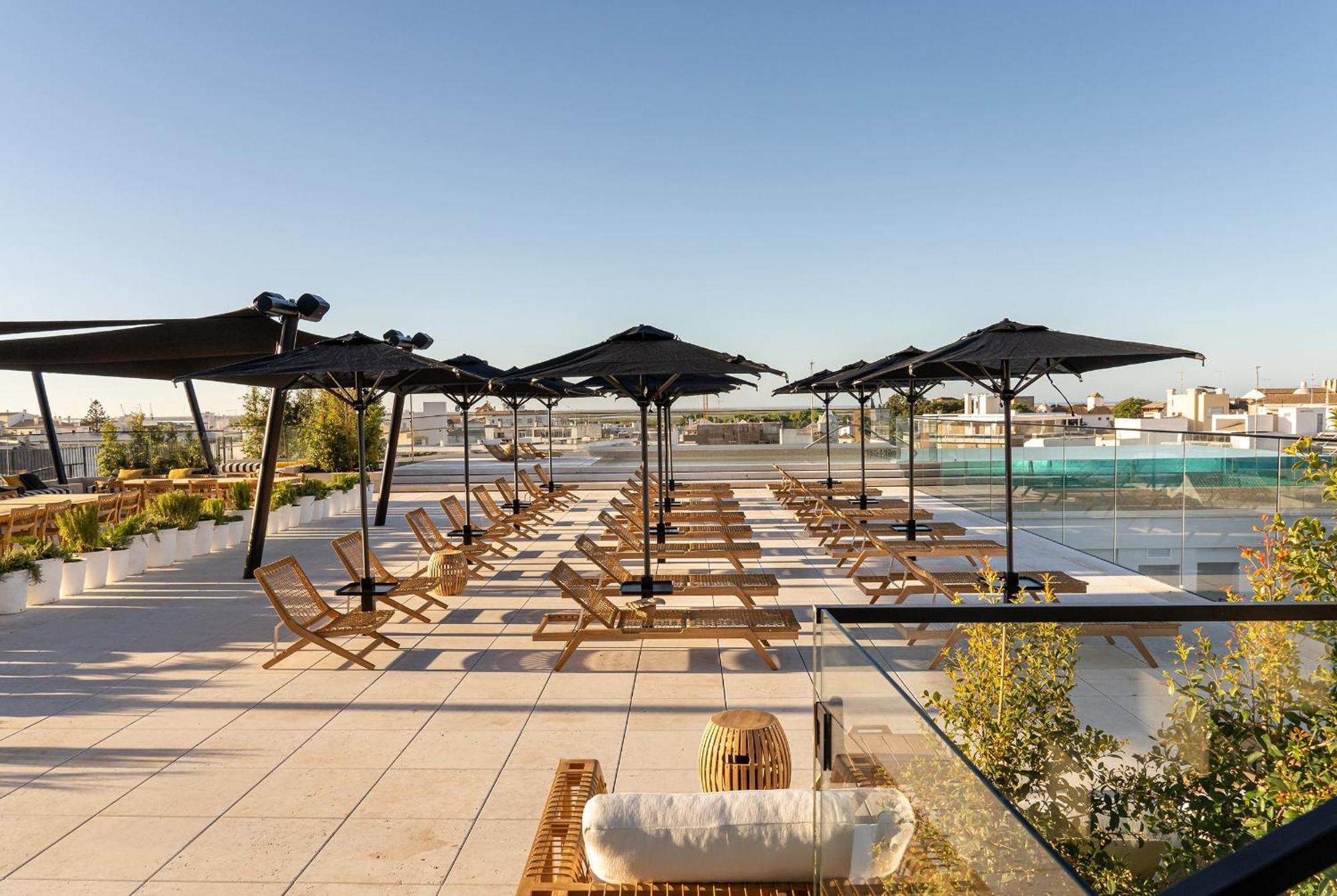فندق 3Hb فارو المظهر الخارجي الصورة The rooftop terrace